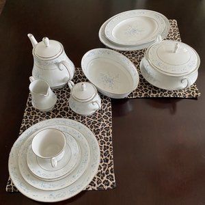 Contemporary Fine China by Noritake (Carolyn)